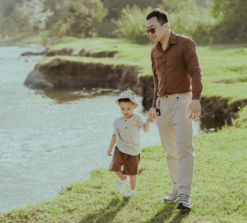 Authoritative vs. Authoritarian Parenting: 5 Ways to Empower Your Kids For Success | Episode&nbsp;33